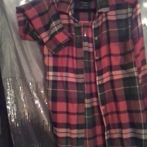 American Eagle Multi Colorful Plaid Women's Top (Red, Dark Forest Green, Cream)